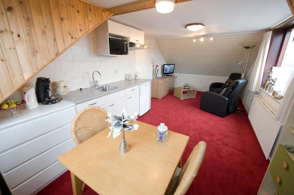 Guesthouse De Zonnestraal Де-Коог Номер фото