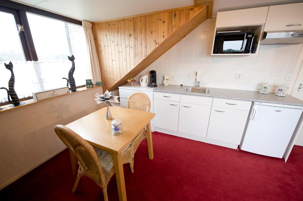 Guesthouse De Zonnestraal Де-Коог Номер фото